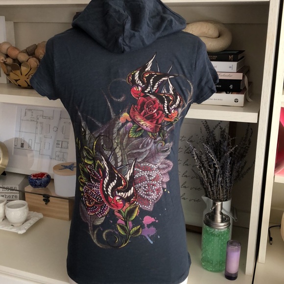 Romeo and Juliet Couture Hooded V-neck - Picture 3 of 4
